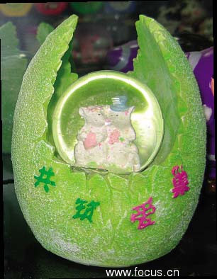 家居飾品“靈鼠”當?shù)? src="http://www.daiging.com/Images_News/2008226132635476.jpg" border=0></P>
<P align=center><img alt=