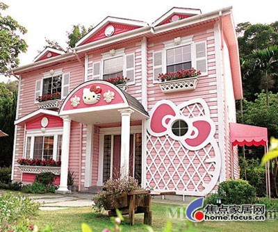 超可愛粉色HelloKitty別墅