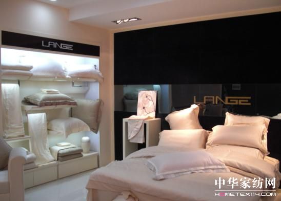 時尚·舒適·溫馨:藍鴿家紡展示中心